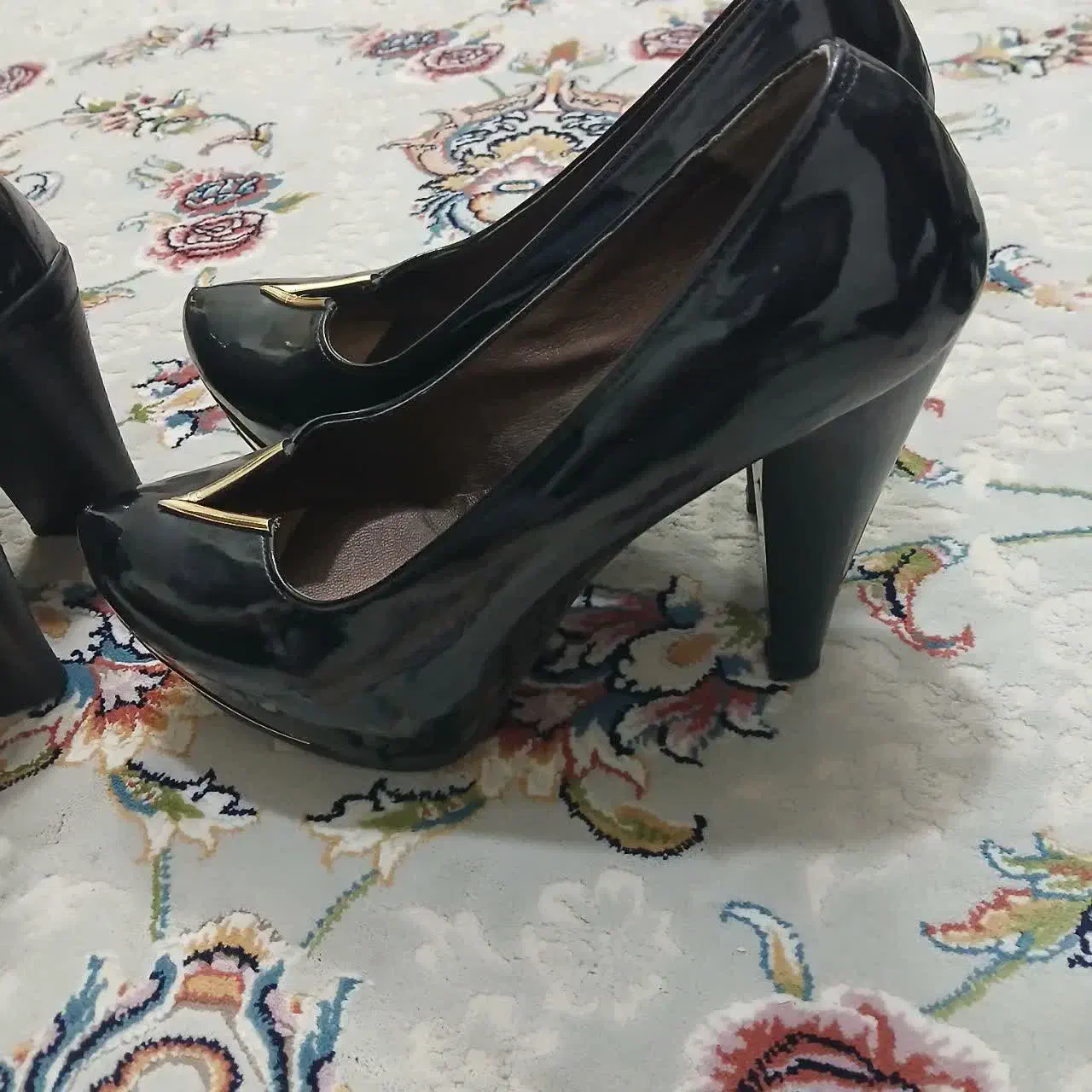 کفش ورنی|کیف، کفش، کمربند|قم, پردیسان|دیوار