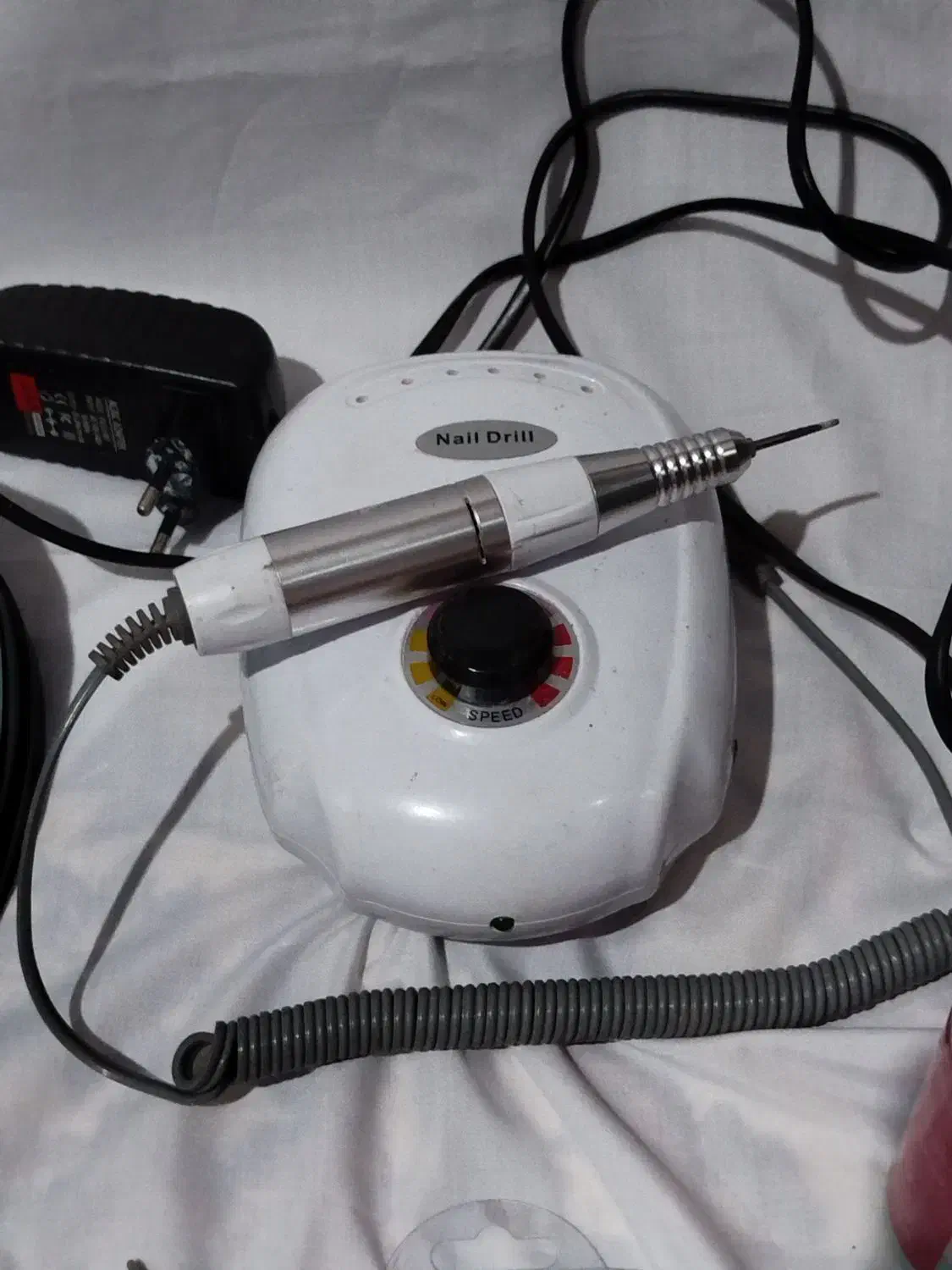 فروش لوازم کاشت ناخن|آرایشگاه و سالن‌های زیبایی|رودسر, |دیوار