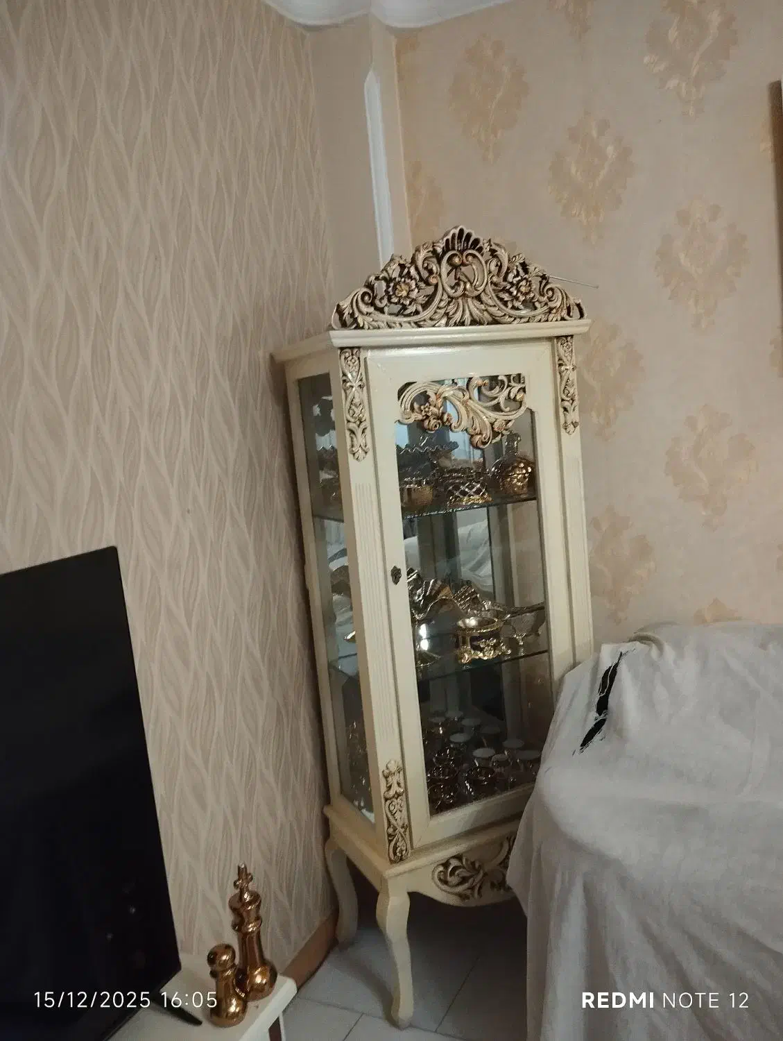 بوفه تمیز وسالم 800  مقطوع|بوفه، ویترین، کنسول|رشت, چمارسرا|دیوار