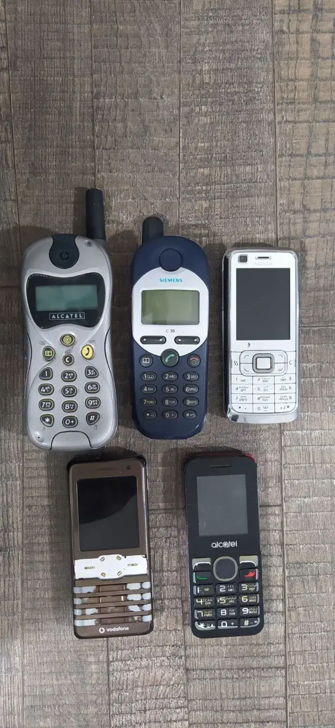 نوکیا سونی اریکسون سامسونگ قدیمی و کلکسیونی|موبایل|قرچک, شهرک الحدید|دیوار