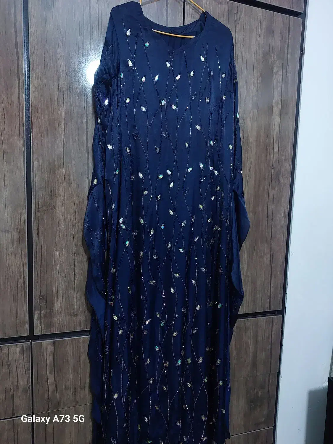 لباس مجلسی|لباس|جوانرود, |دیوار