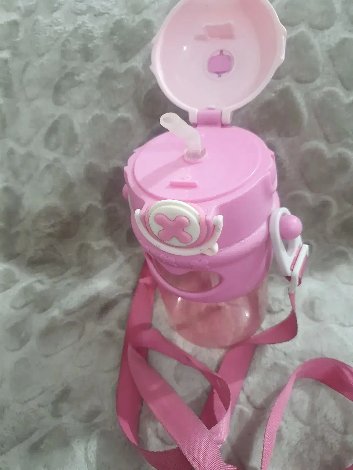 بطری آب  مدرسه ای تمییز و سالم|ظروف نگهدارنده، پلاستیکی، یک‌بارمصرف|کازرون, |دیوار