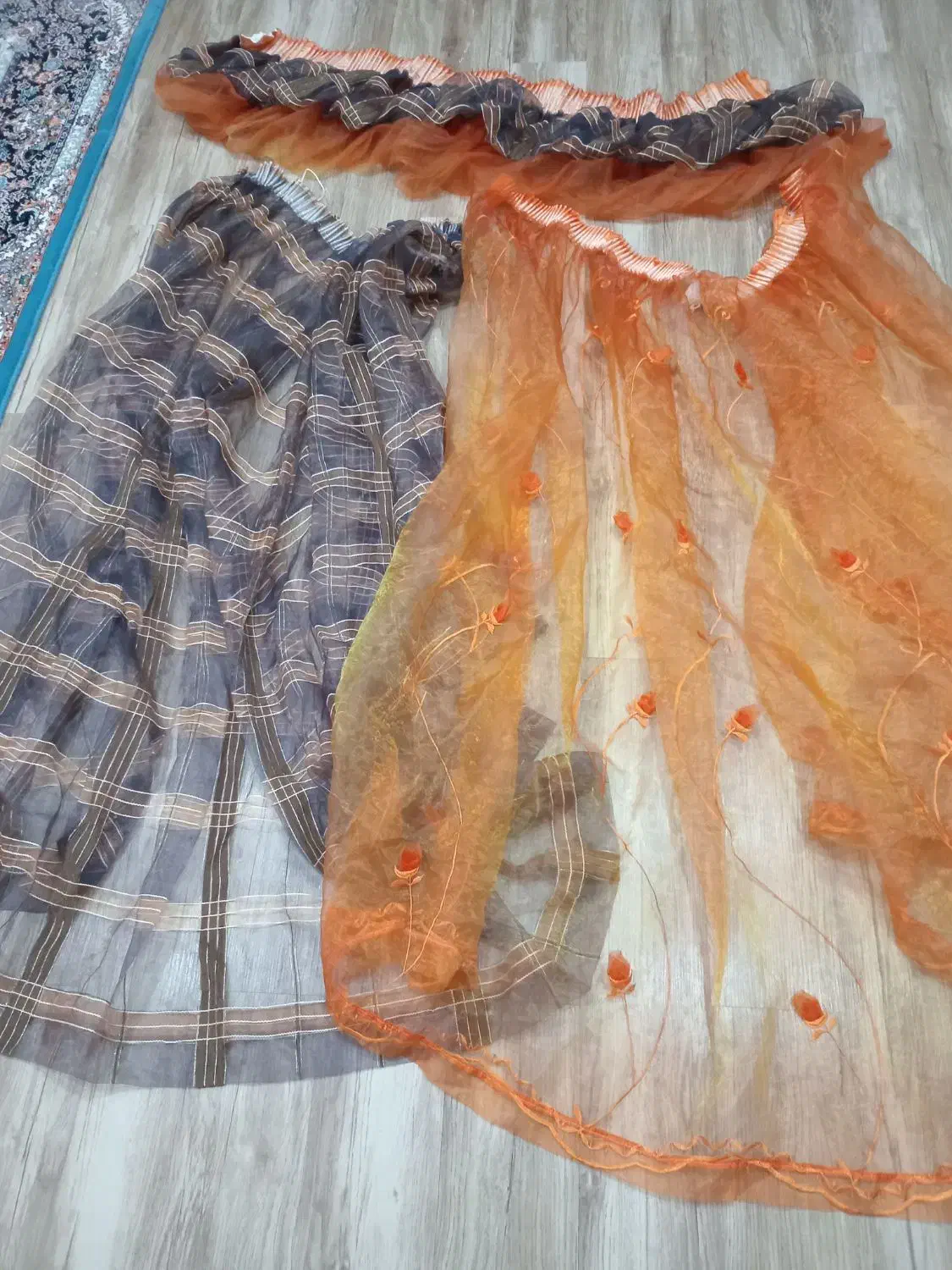 پرده حریر ترک گل برجسته|پرده، رانر، رومیزی|ساری, |دیوار