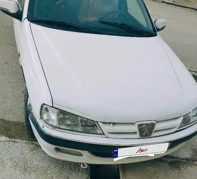 پژو پارس سفید|خودرو سواری و وانت|بروجرد, |دیوار