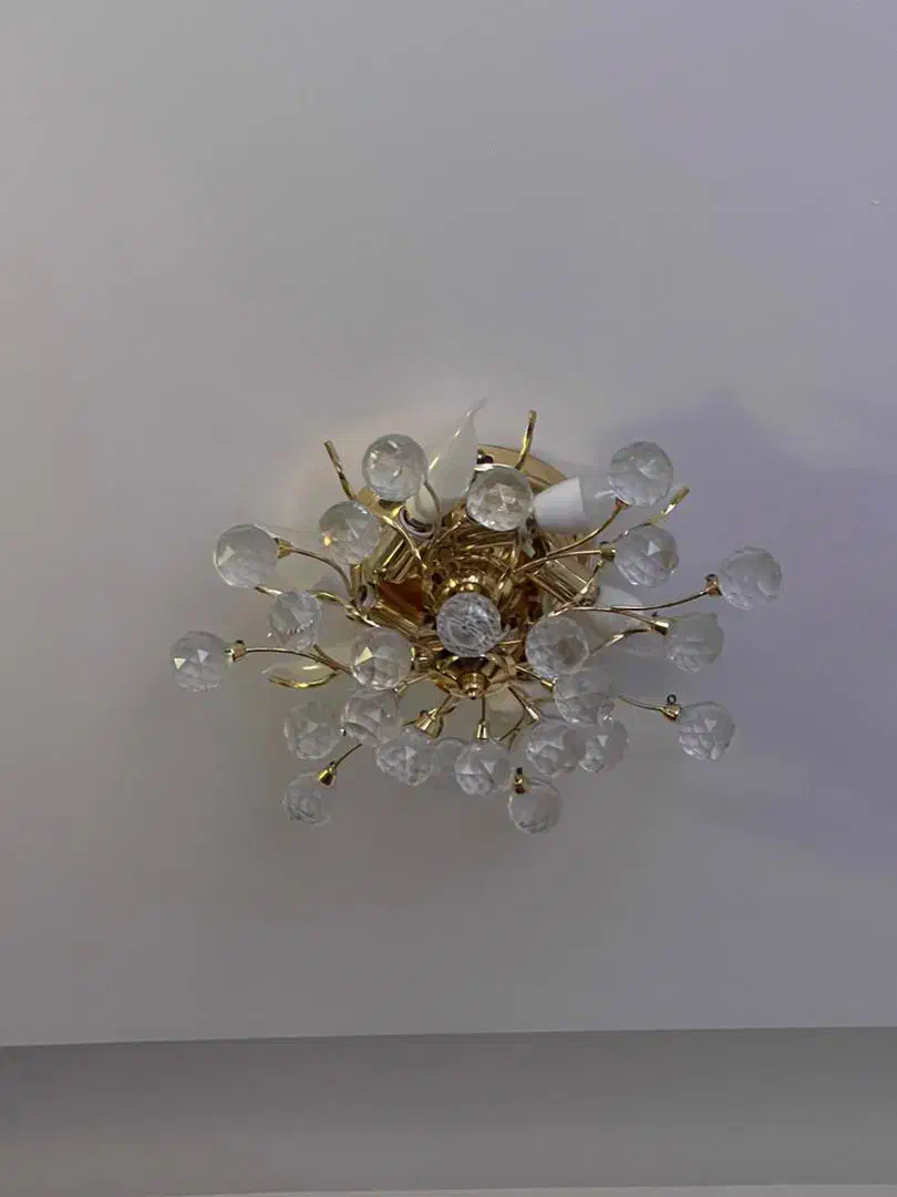 یک عدد لوستر آویزی و دو عدد سقفی|لوستر و چراغ آویز|اهواز, کیان اباد|دیوار