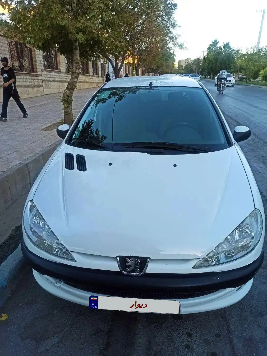 ماشین ۲۰۶ T5|خودرو سواری و وانت|خرم‌آباد, |دیوار