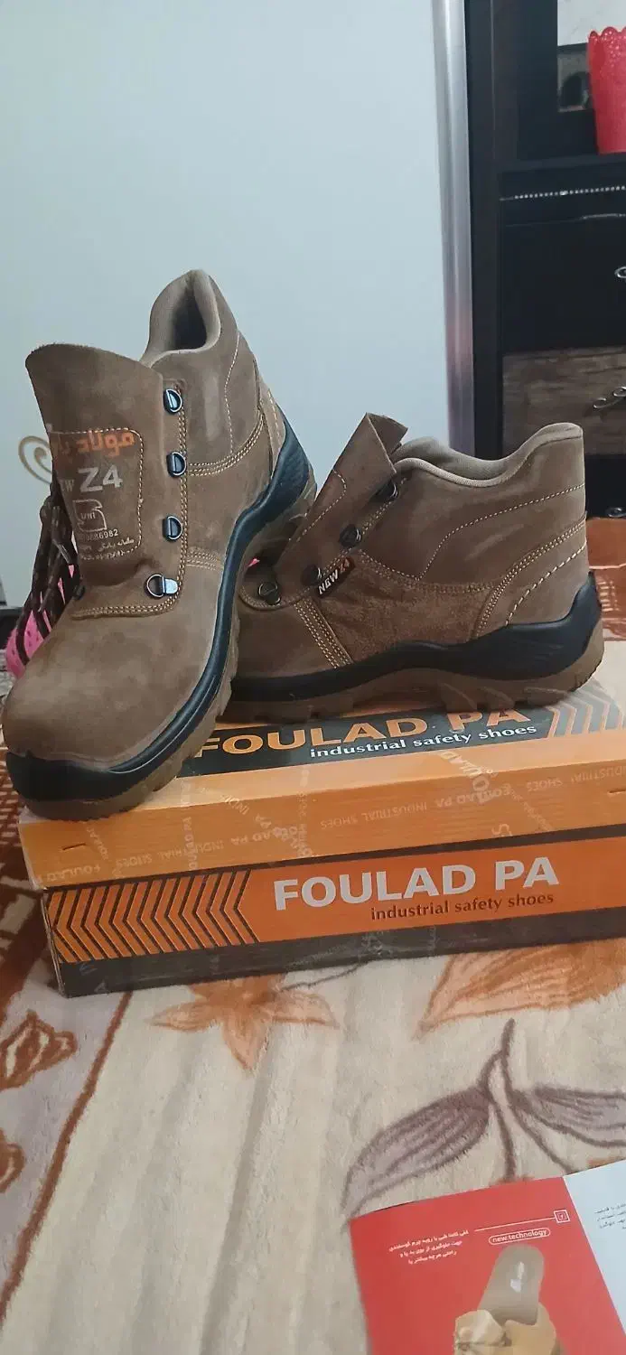 کفش ایمنی فولاد پا سایز ۴۲|کیف، کفش، کمربند|تبریز, |دیوار