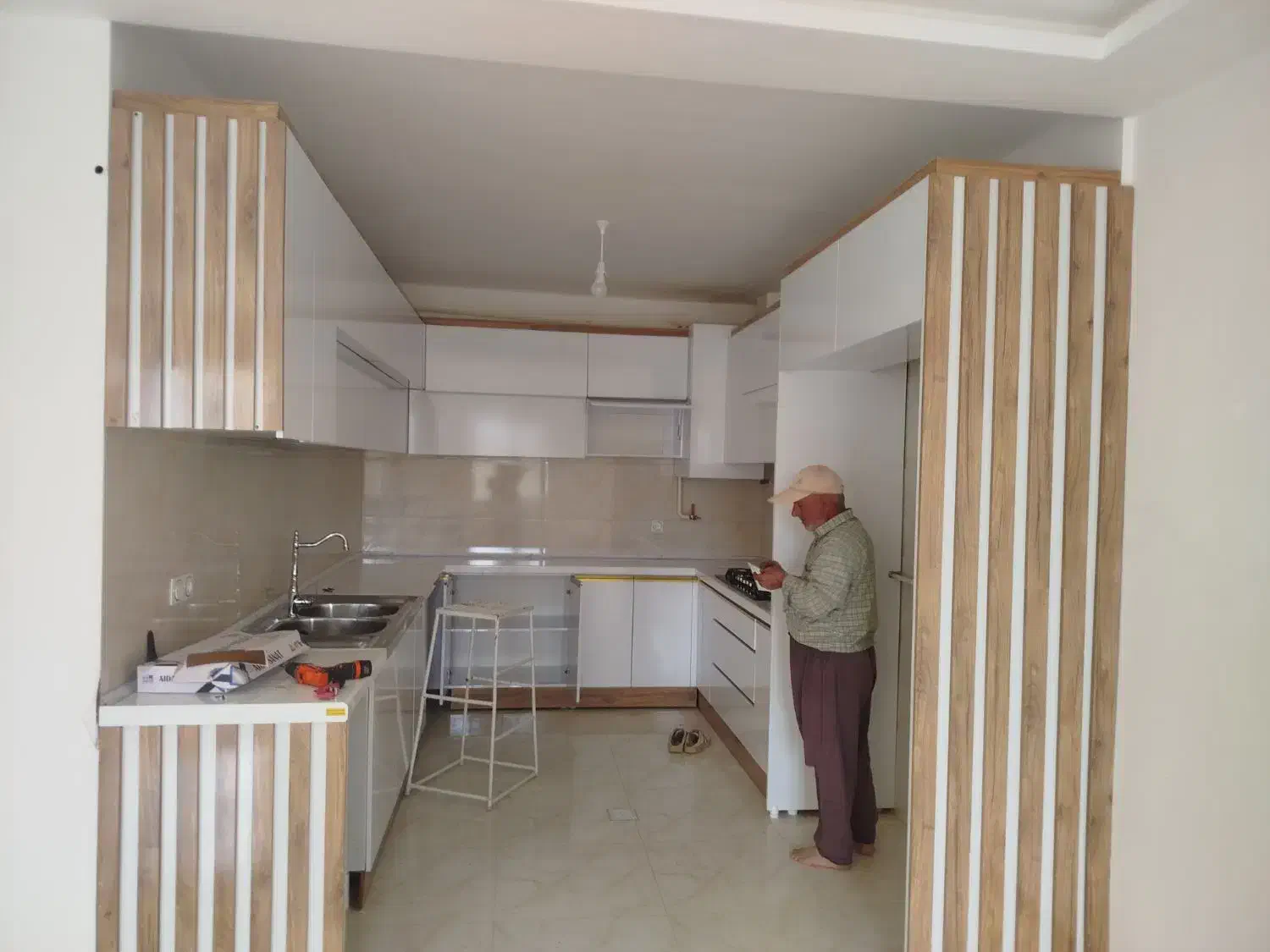 ساخت کابینت و کمد دیواری ب قیمت تولیدی|مصالح و تجهیزات ساختمان|بیجار, |دیوار