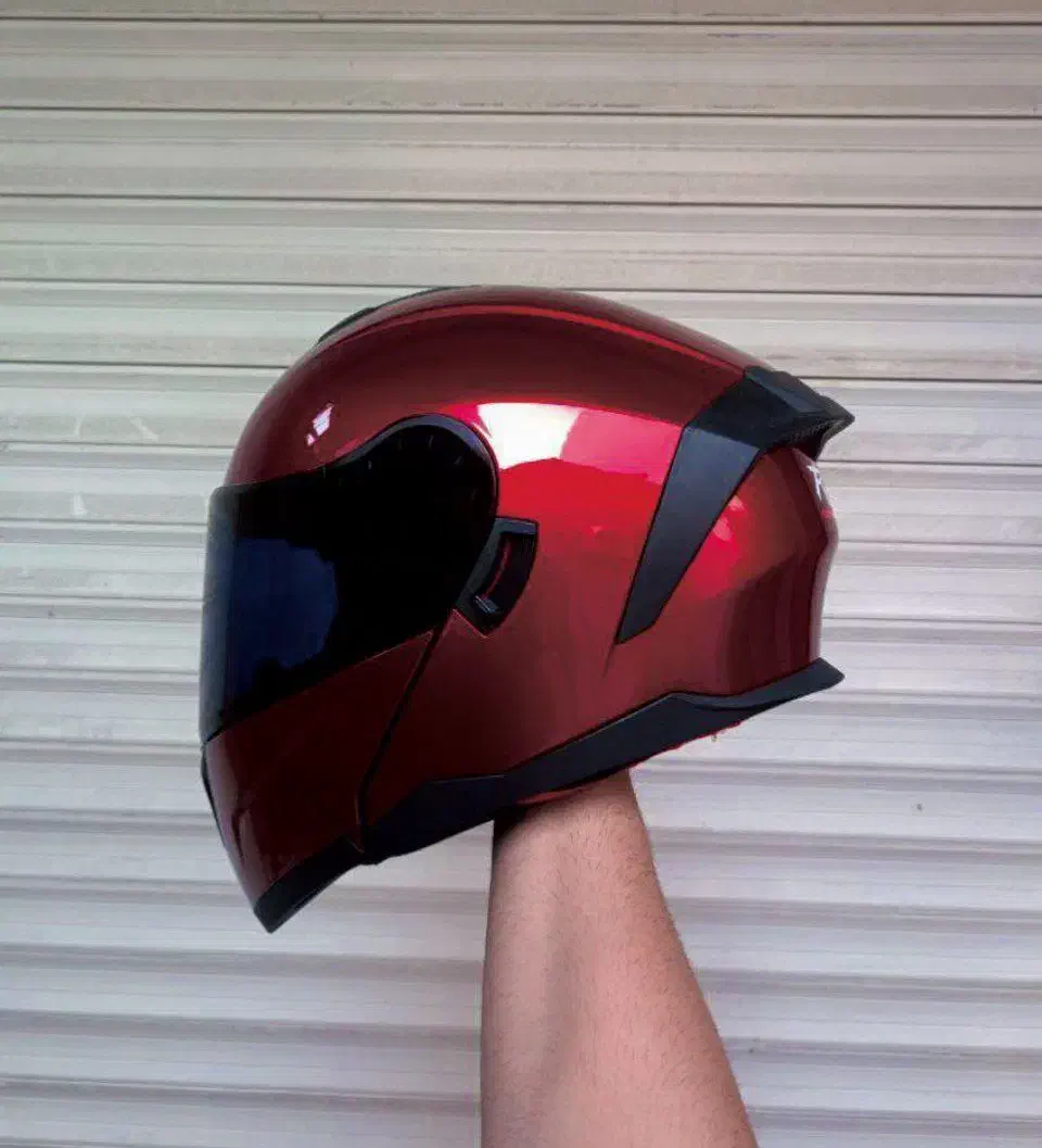 کلاه کاسکت فک متحرک قرمز|قطعات یدکی و لوازم جانبی|رشت, دروازه لاکان|دیوار