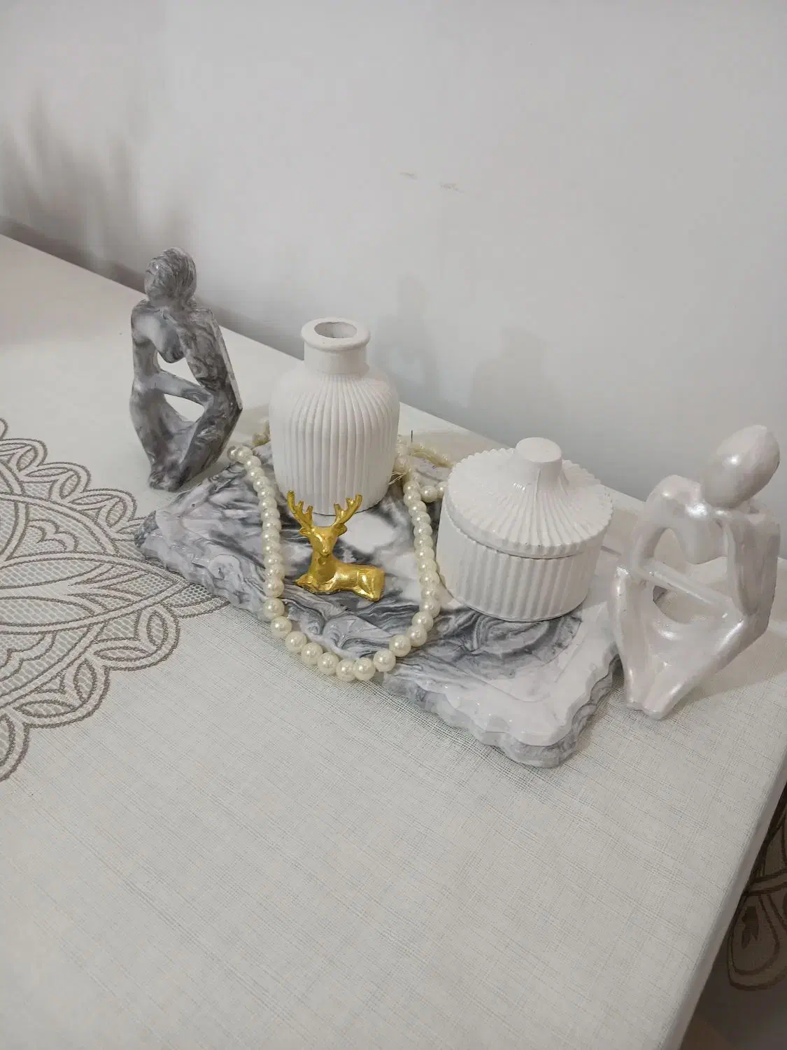 عیدانه|مجسمه، تندیس، ماکت|گنبد کاووس, |دیوار