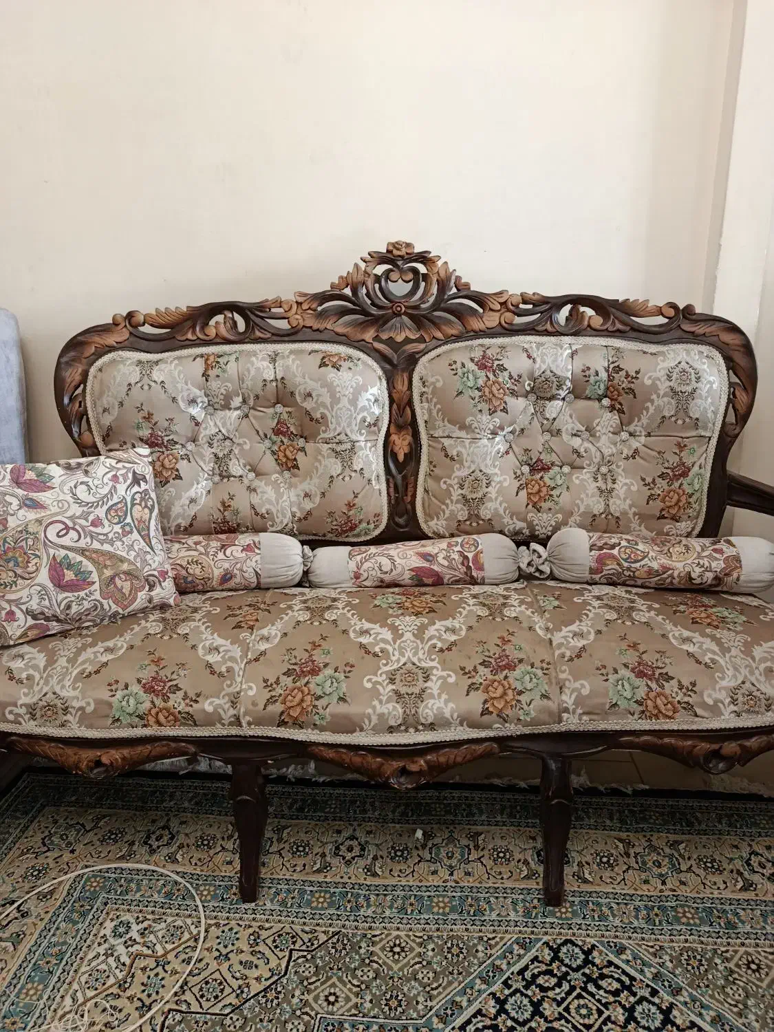 مبلمان سلطنتی چوبی|مبلمان خانگی و میز عسلی|بومهن, |دیوار