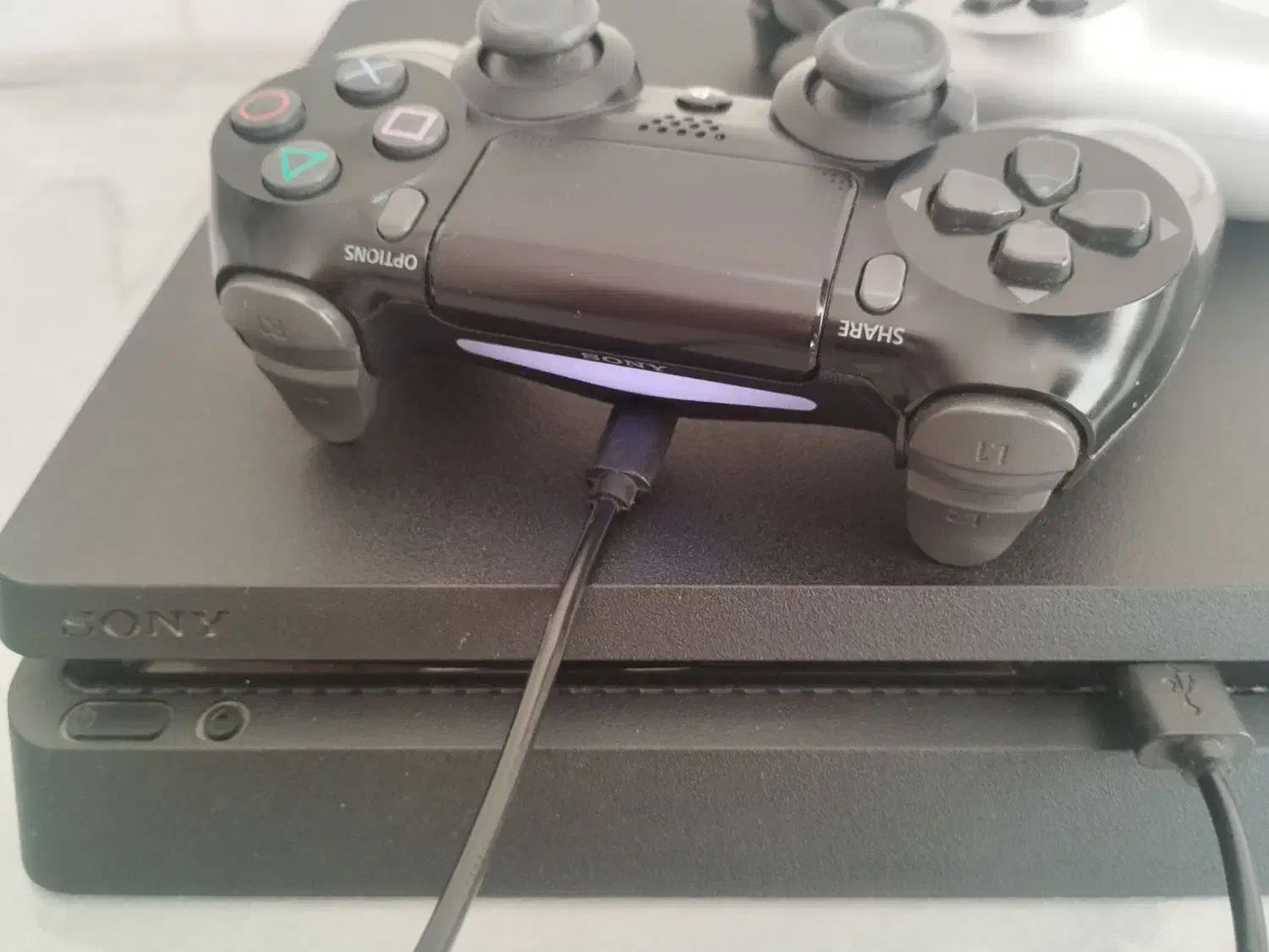 کنسول پلستیشن 4 اسلیم ps4|کنسول، بازی ویدئویی و آنلاین|خمینیشهر, |دیوار