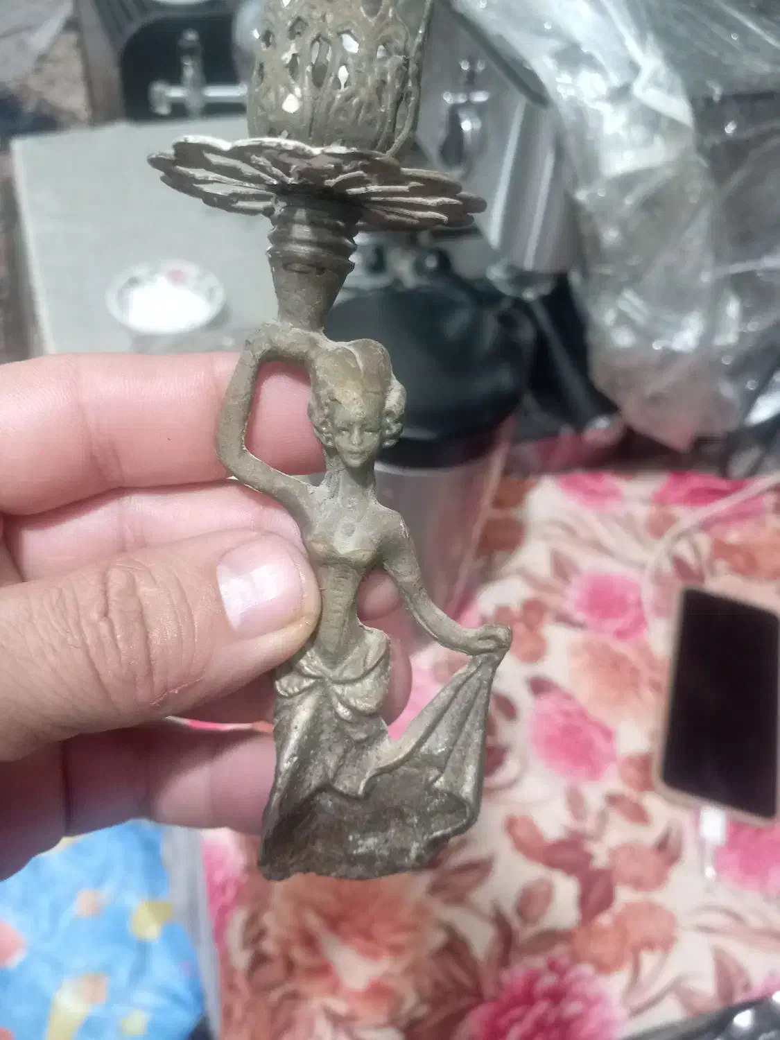 سلام دوستان این شمع دونی قدیمی دارم|کلکسیون اشیاء عتیقه|رباط‌کریم, کیکاور|دیوار