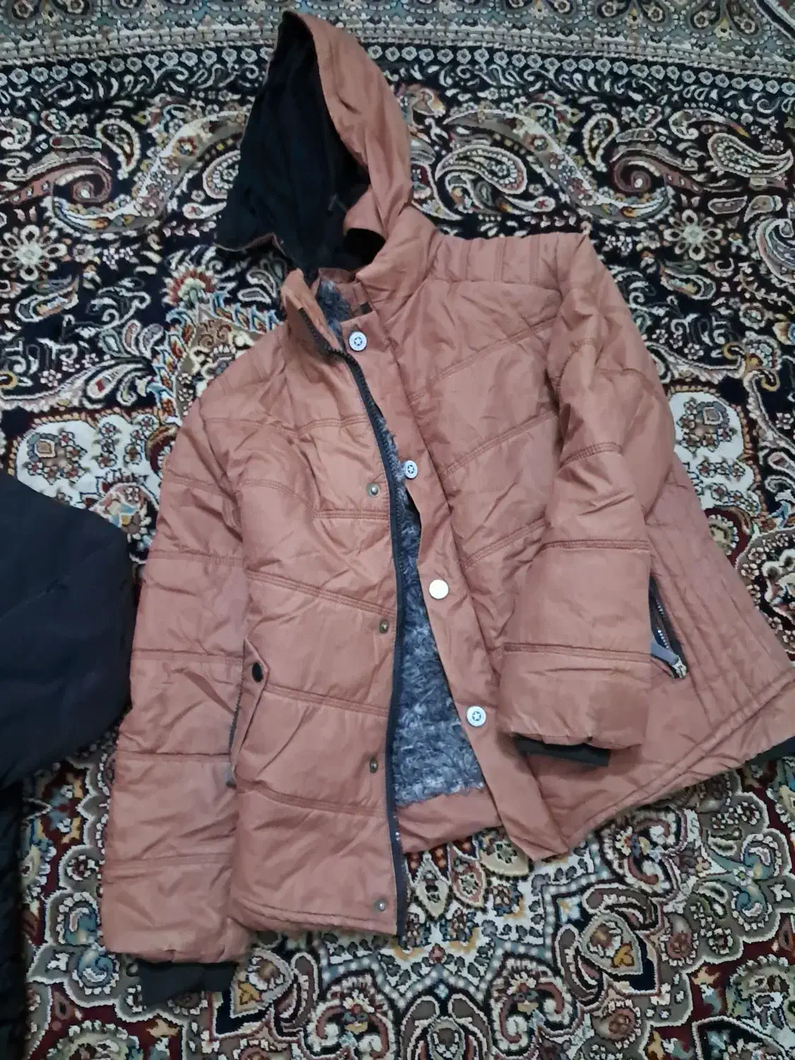 کاپیشن 13و14ساله|لباس|مشهد, کوشش|دیوار