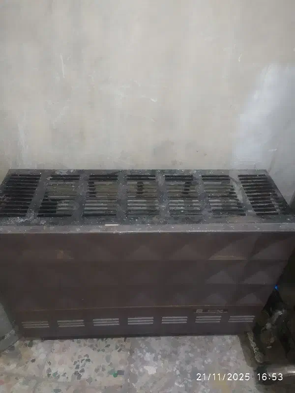 دوعد بخاری یکی کپسولی و یکی گاز شهری|بخاری، هیتر، شومینه|دهلران, |دیوار