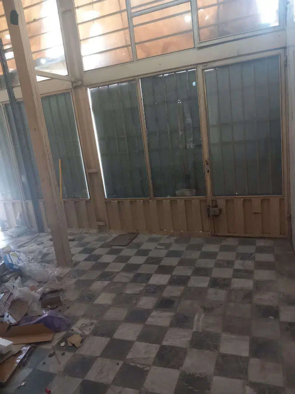 اجاره انبار|اجارهٔ مغازه و غرفه|اصفهان, درب کوشک|دیوار