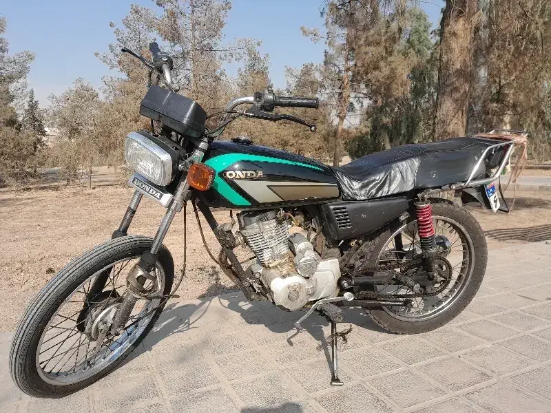 هندا ۱۲۵ مدل ۹۲|موتورسیکلت|تهران, بهارستان|دیوار