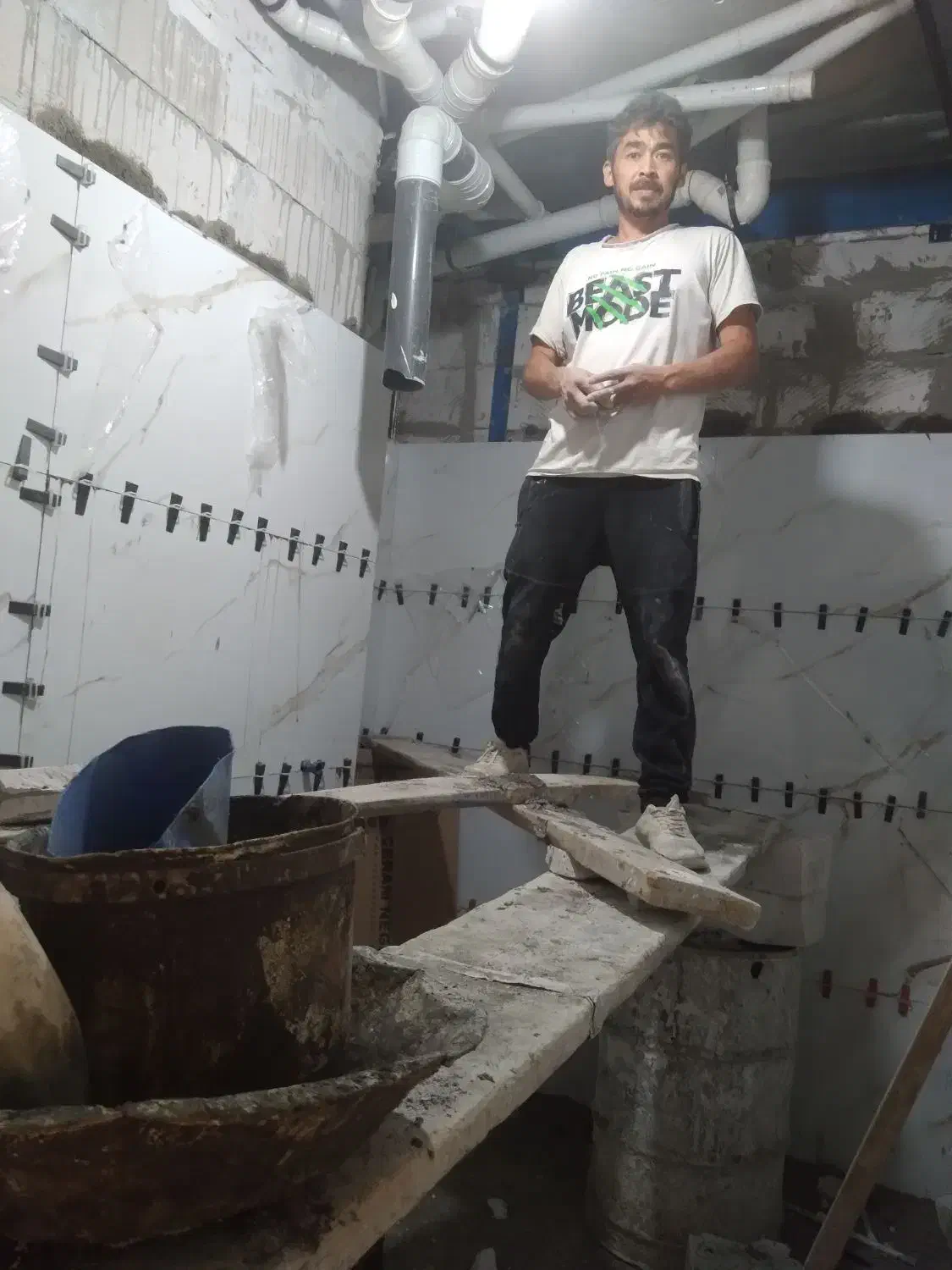 کاشی کاری و سرامیک کاری  نما  تخصصی|خدمات پیشه و مهارت|مشهد, شیرودی|دیوار