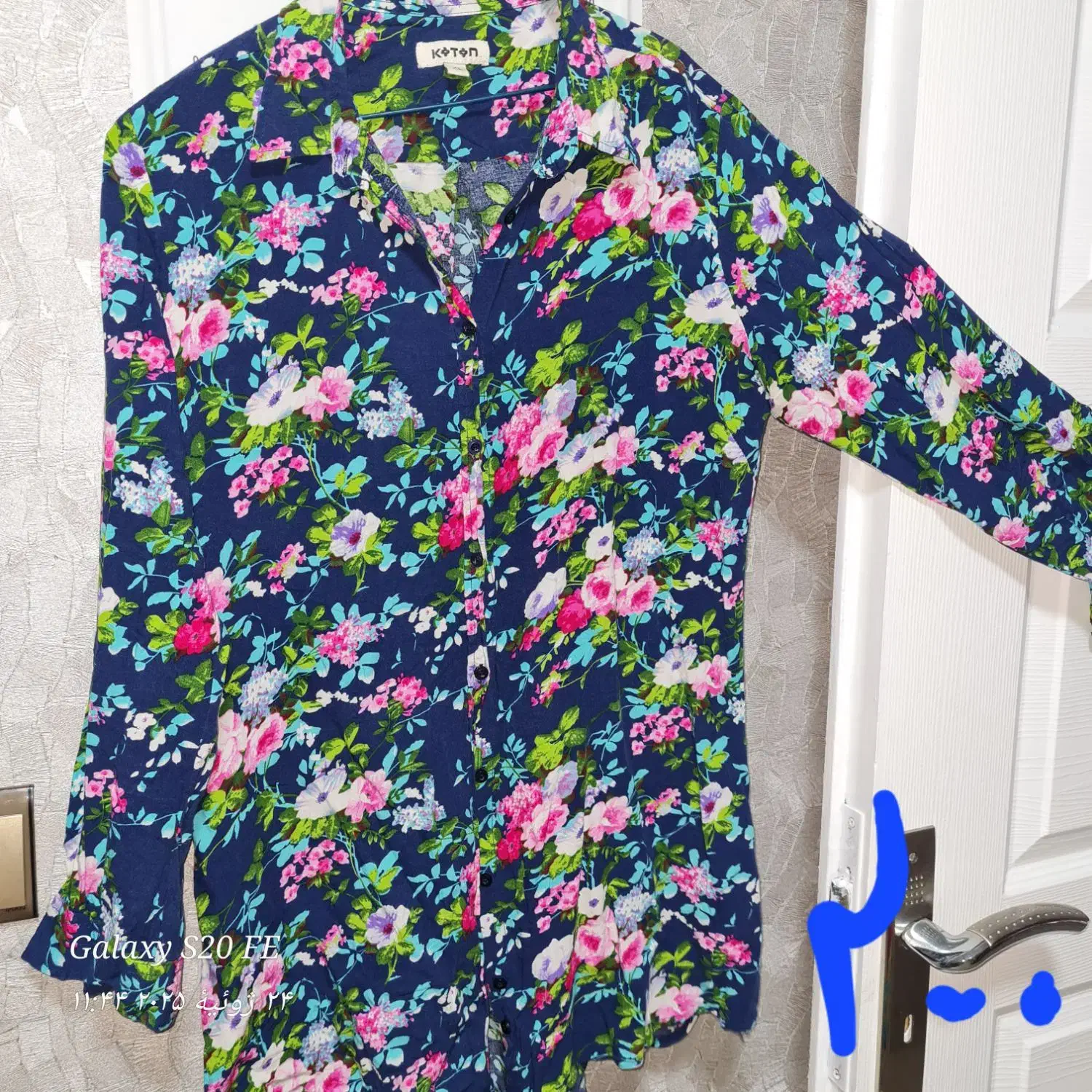 مانتو سایز ۴۰ و۴۲ درحدنو|لباس|شاهین‌شهر, ۹ دی|دیوار