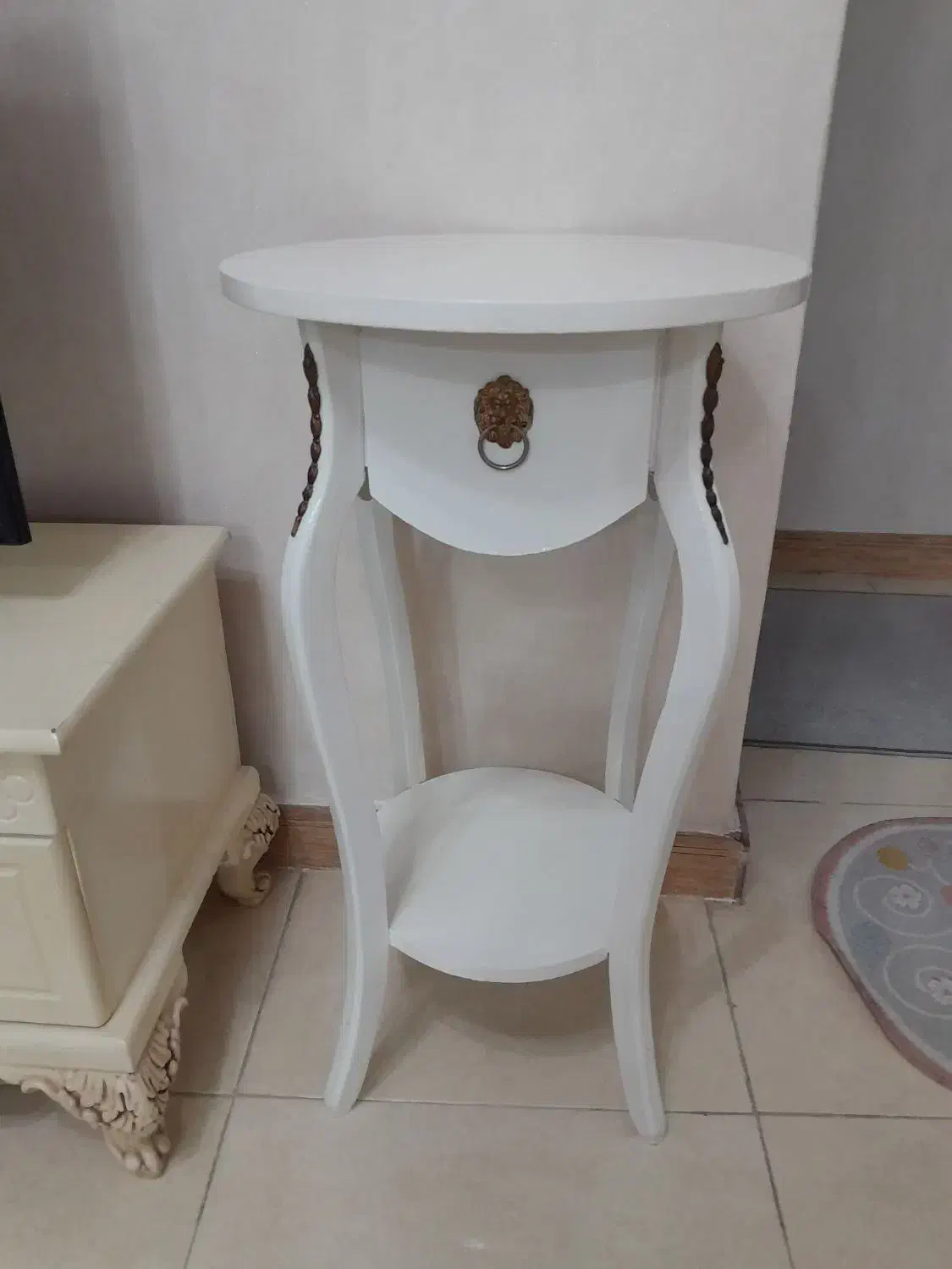 میز تلفن|میز تلفن|رشت, شهرک شهید مفتح|دیوار