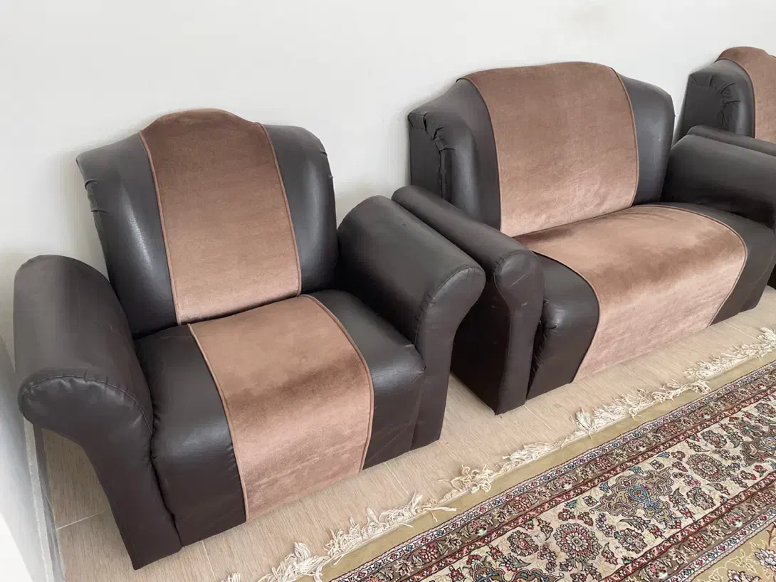 مبل ۷ نفره|مبلمان خانگی و میز عسلی|سبزوار, قصبه شرقی|دیوار