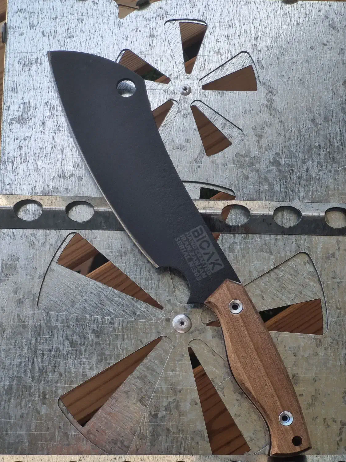 چاقو بامبوزن/چاقو کمپی/ساطور کمپی|کوهنوردی و کمپینگ|اندیشه, اندیشه فاز ۳|دیوار