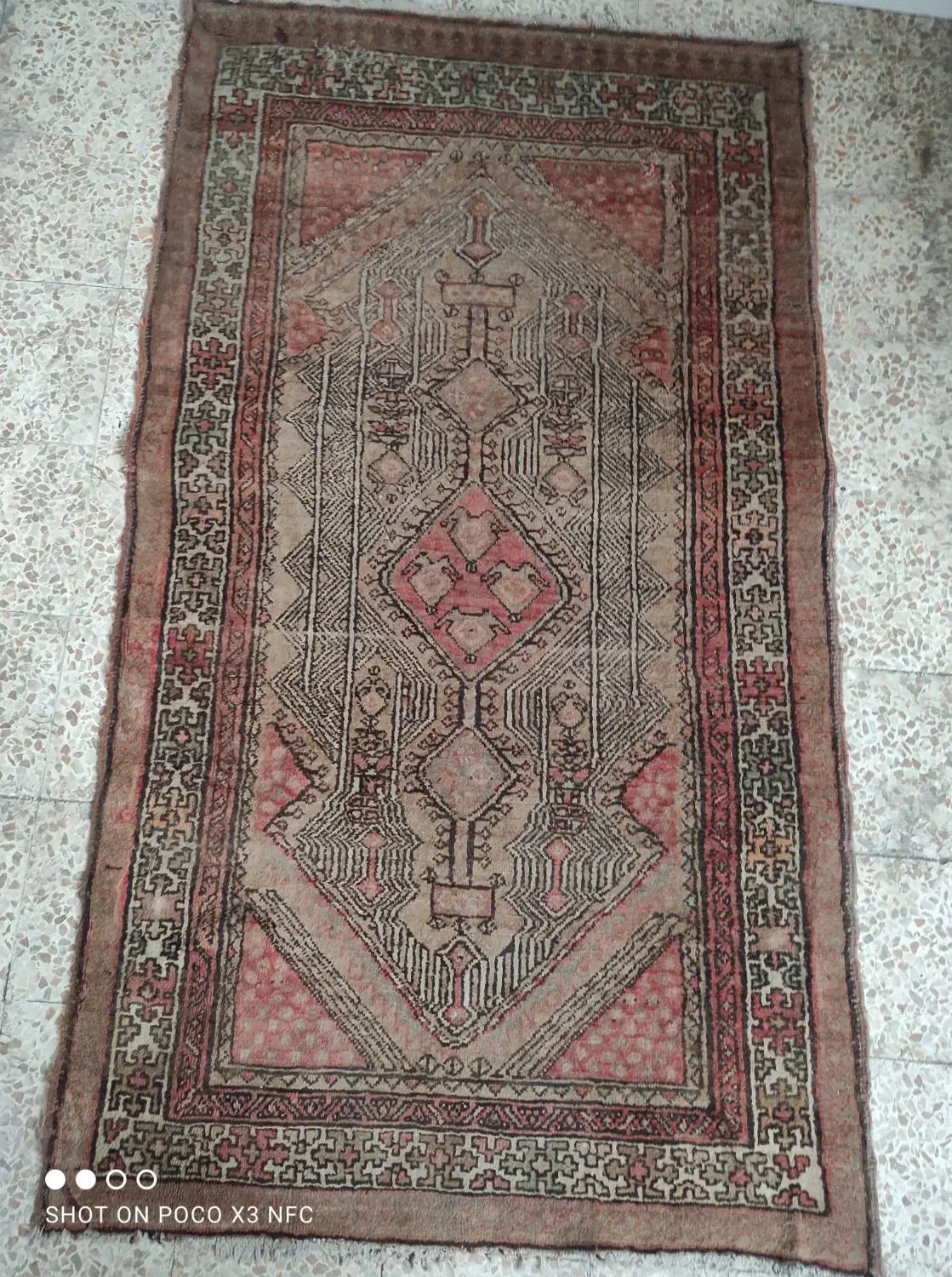 فرش قدیمی عتیقه|فرش|تبریز, |دیوار