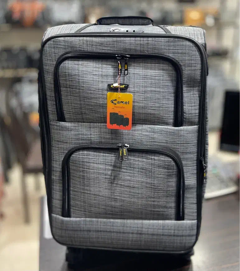 چمدان سامیت متوسط|کیف، کفش، کمربند|قوچان, |دیوار