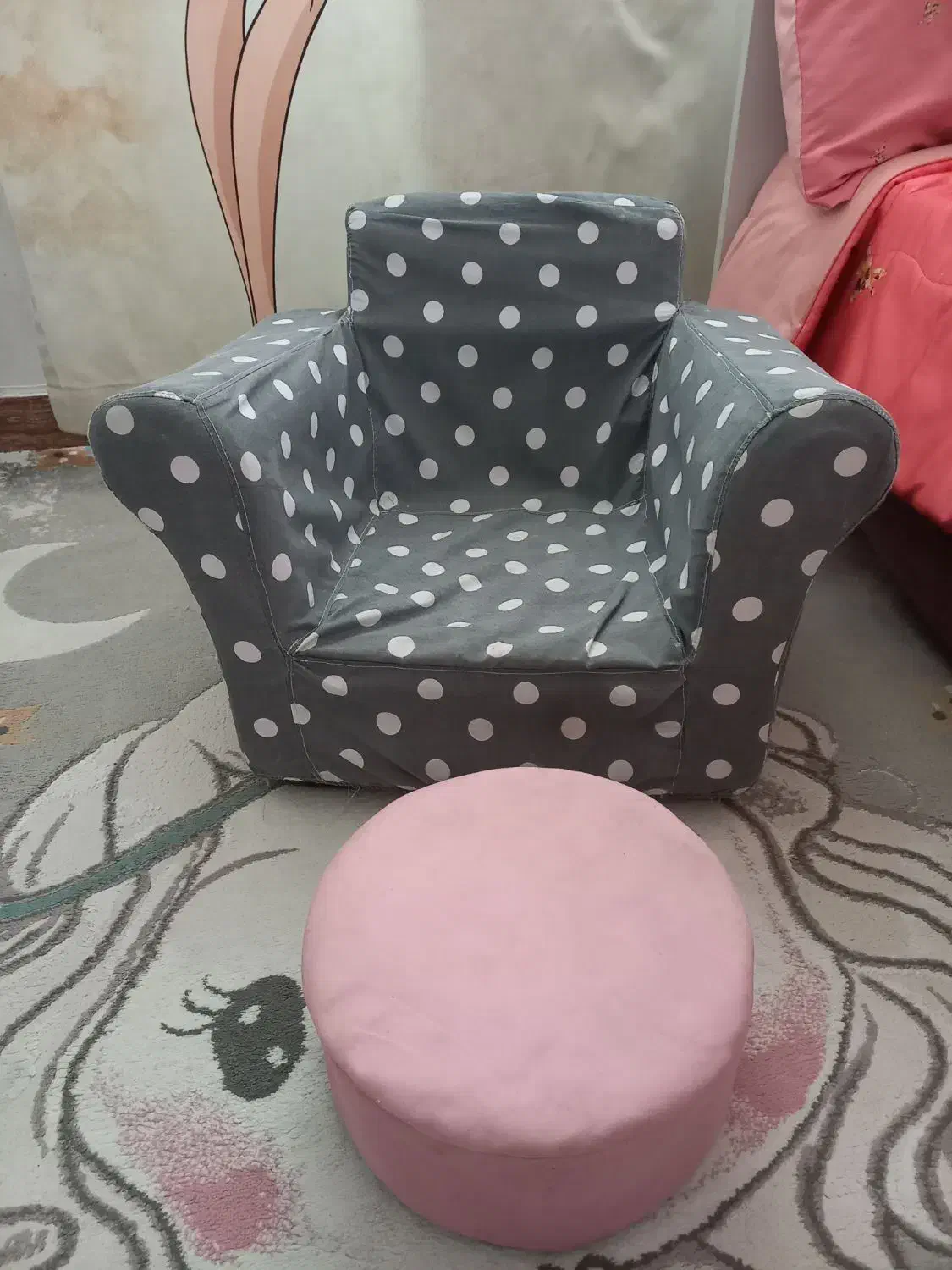 مبل بچه گانه همراه با زیر پایی|تخت و صندلی بچه|تهران, امام زاده حسن|دیوار