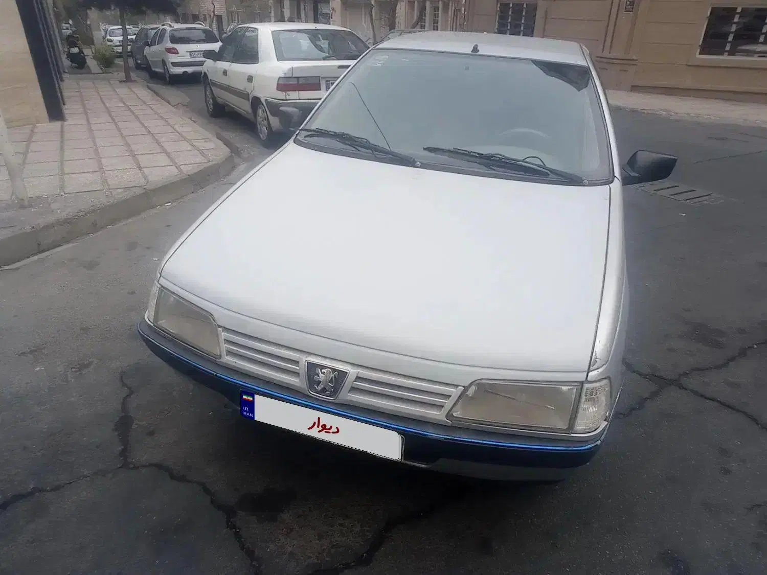 پژو ۹۳  در حد کم کار|خودرو سواری و وانت|تهران, فلسطین (میدان انقلاب)|دیوار