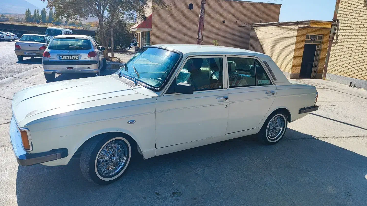 پیکان 81|خودرو سواری و وانت|آباده, |دیوار