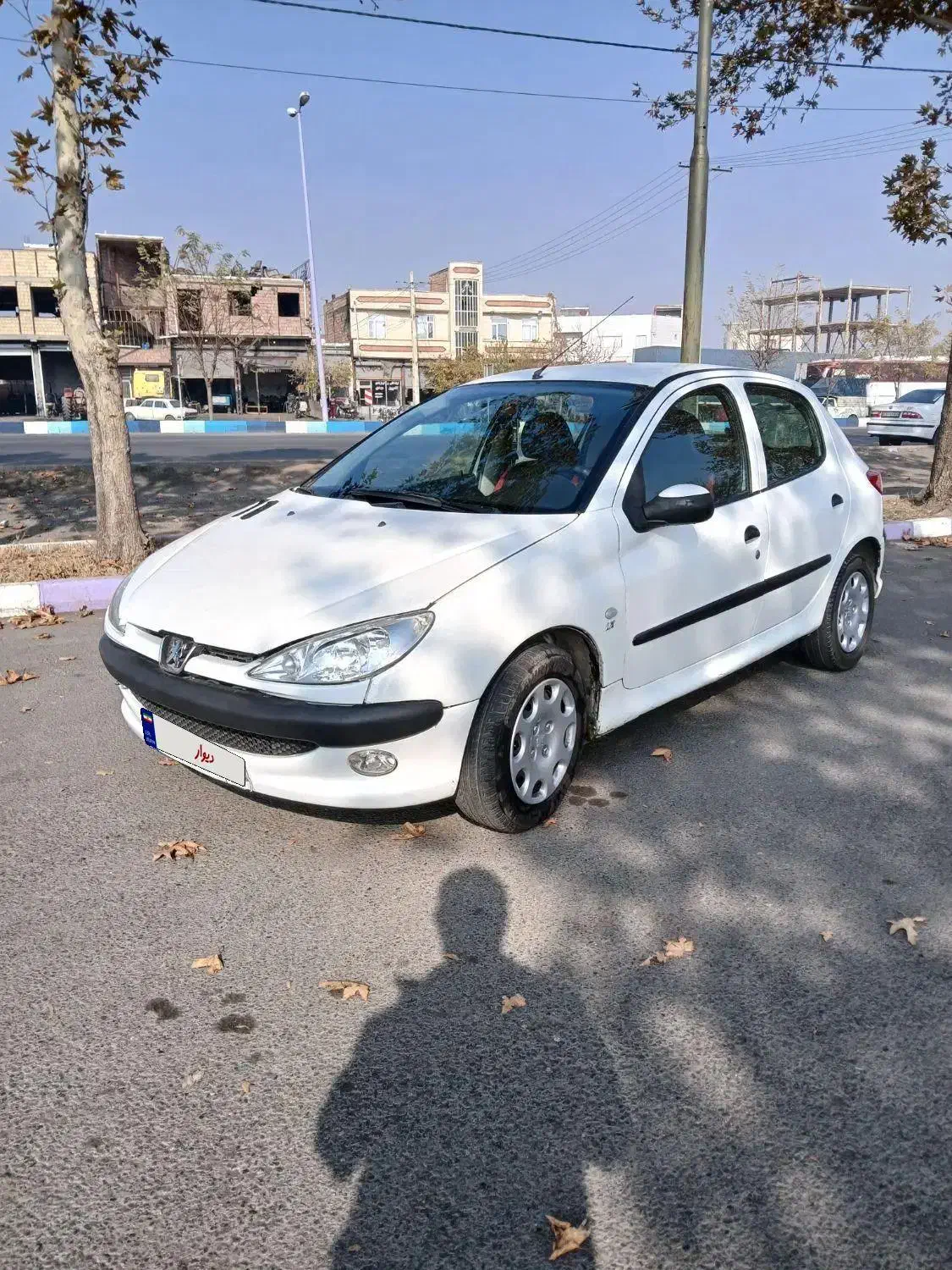 پژو۲۰۶ مدل۸۱ سفیدرنگ فابریک کارخانه|خودرو سواری و وانت|خوی, |دیوار