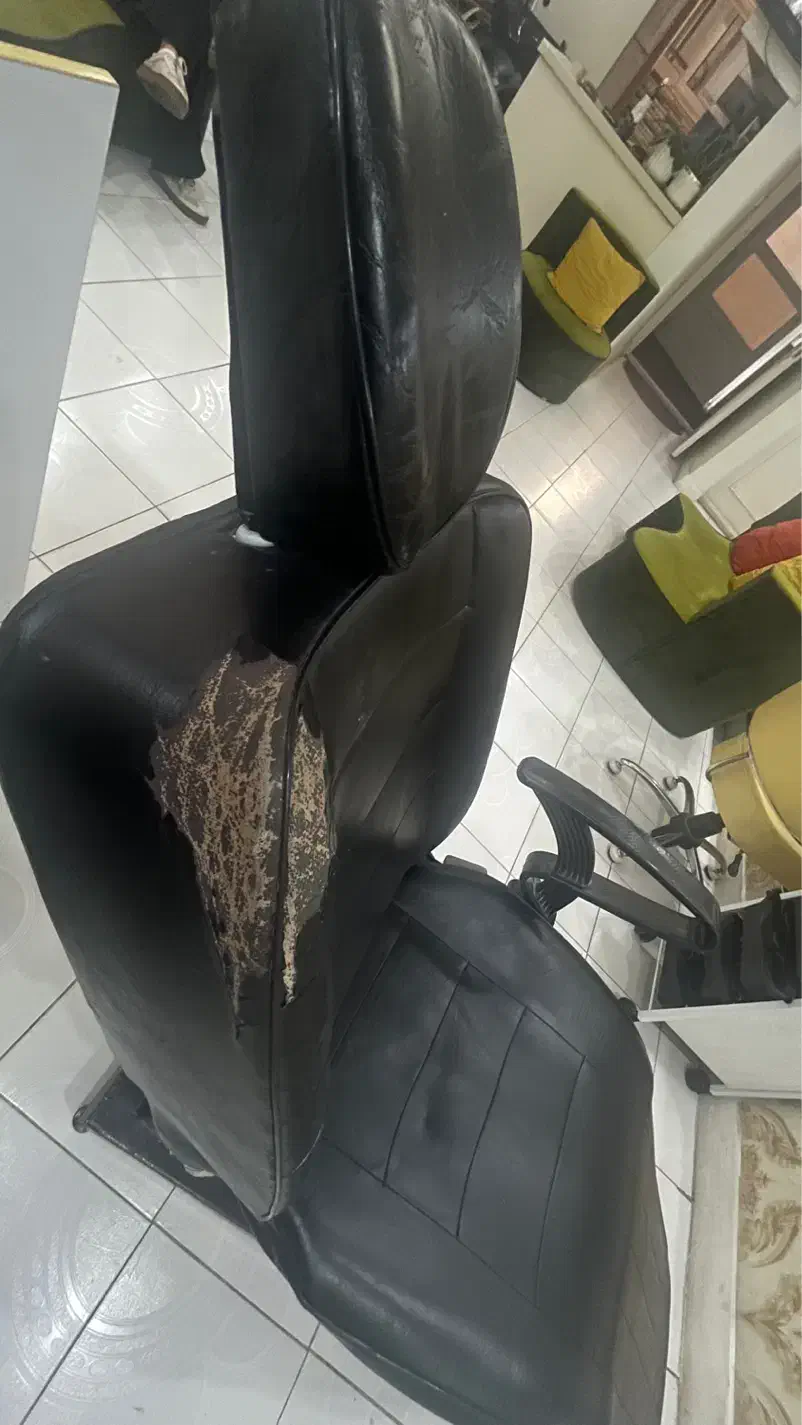 صندلی اصلاح زنانه|آرایشگاه و سالنهای زیبایی|رشت, منظریه|دیوار