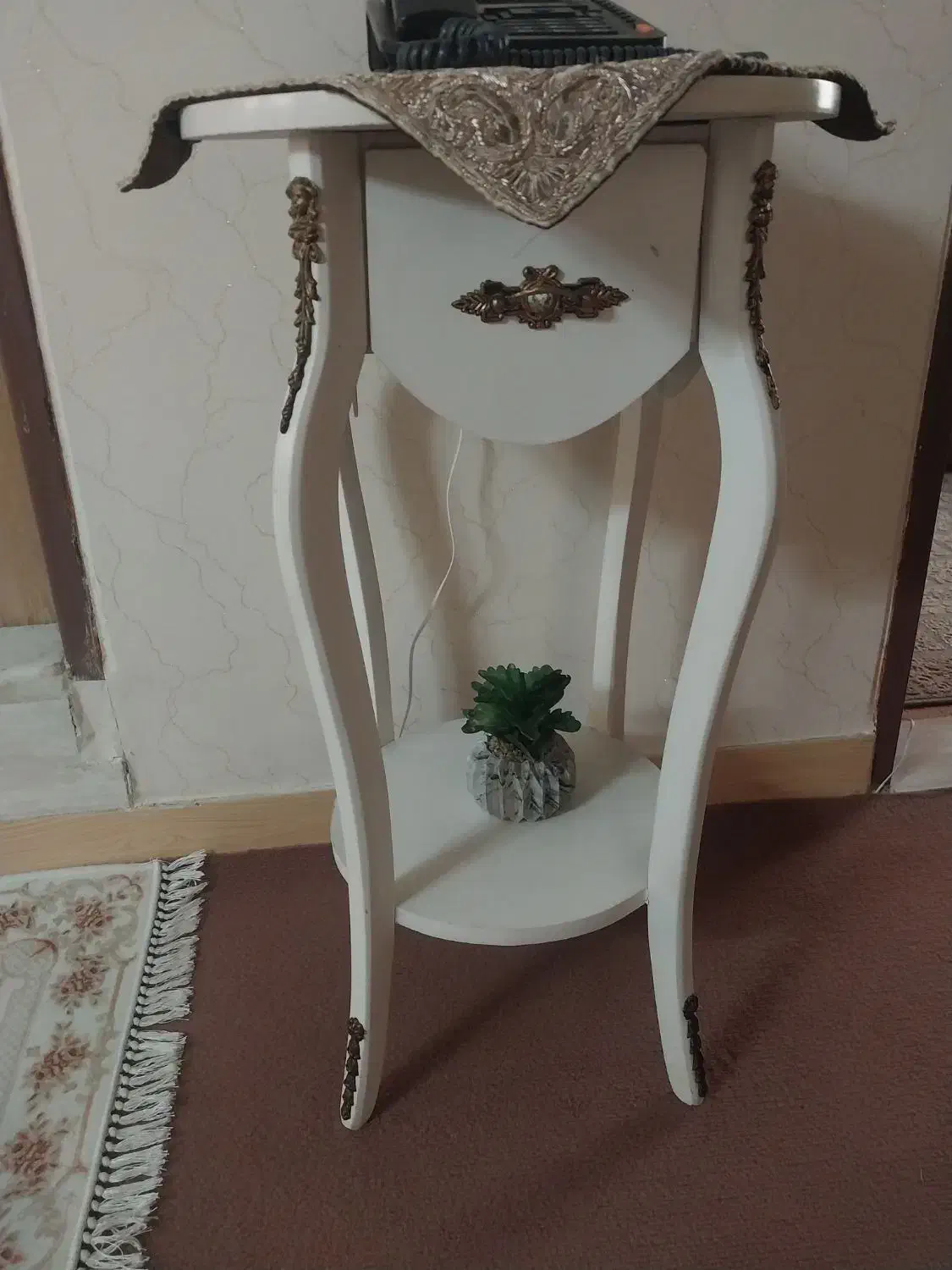 میزتلفن|میز تلفن|گرمسار, |دیوار