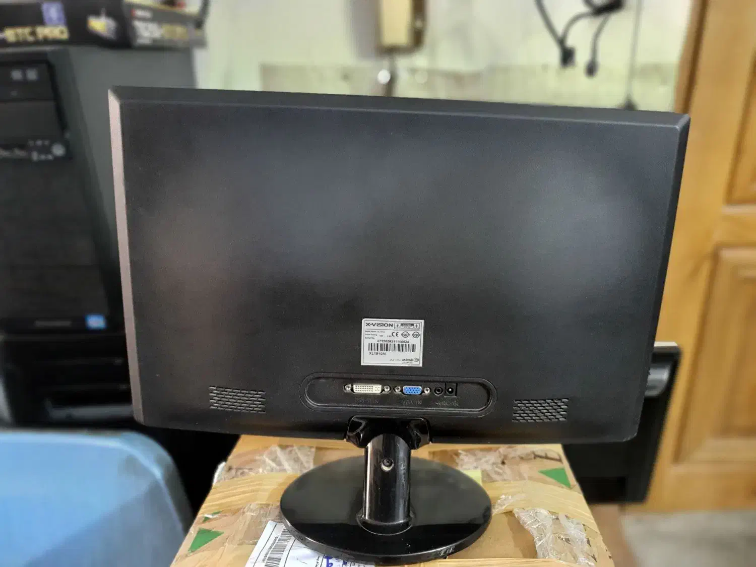 مانیتورLED XVISION 19|قطعات و لوازم جانبی رایانه|اصفهان, گلزار|دیوار