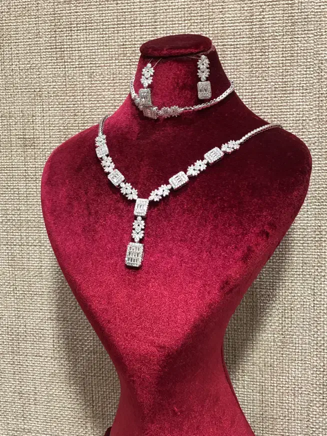 سرویس نقره/نقره/نیم ست نقره|جواهرات|خوی, |دیوار