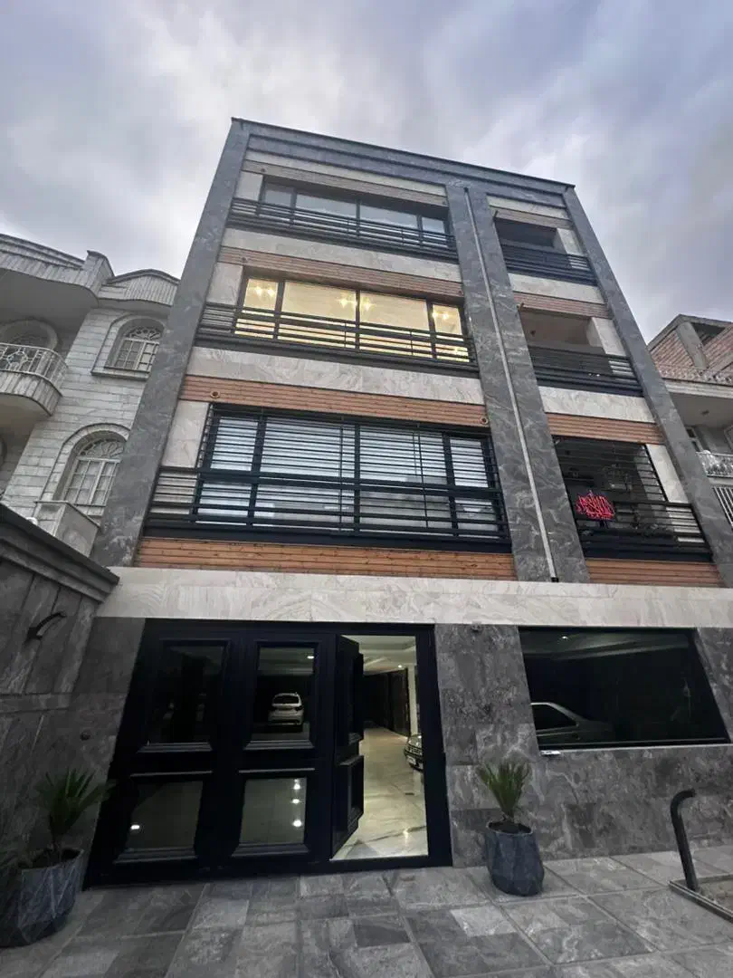 اجاره تک واحدی ۱۷۰ متری کلید نخورده