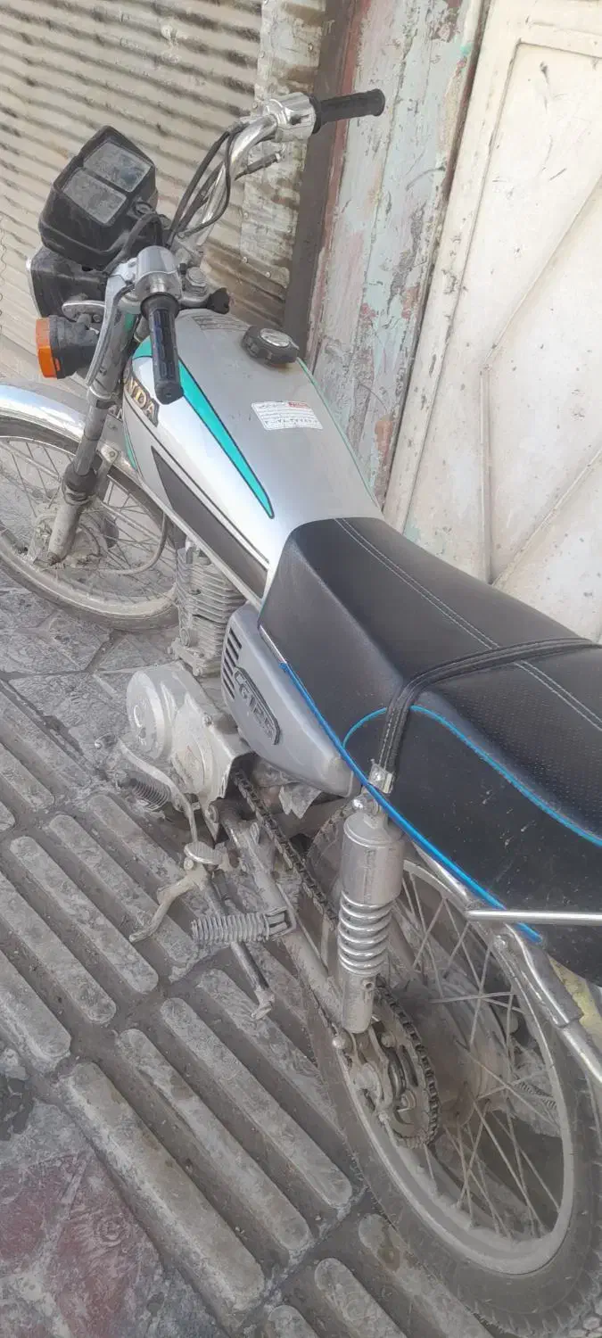 موتور ۱۲۵|موتورسیکلت|نورآباد, |دیوار