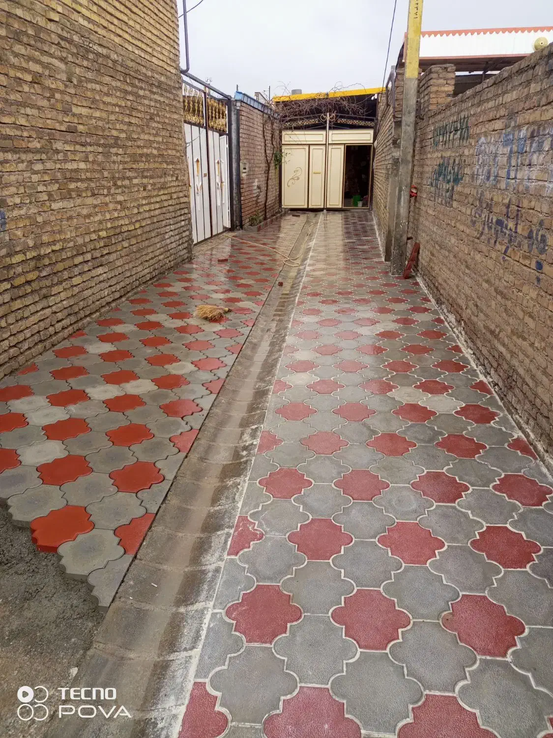 نما کار کاشی کار|خدمات پیشه و مهارت|سلماس, |دیوار