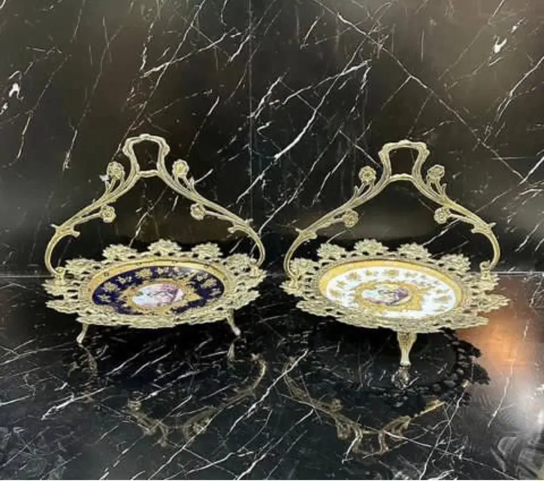 کاسه بشقاب پایه خرچنگی برنز برنجی|صنایع دستی و سایر لوازم تزئینی|اردبیل, |دیوار