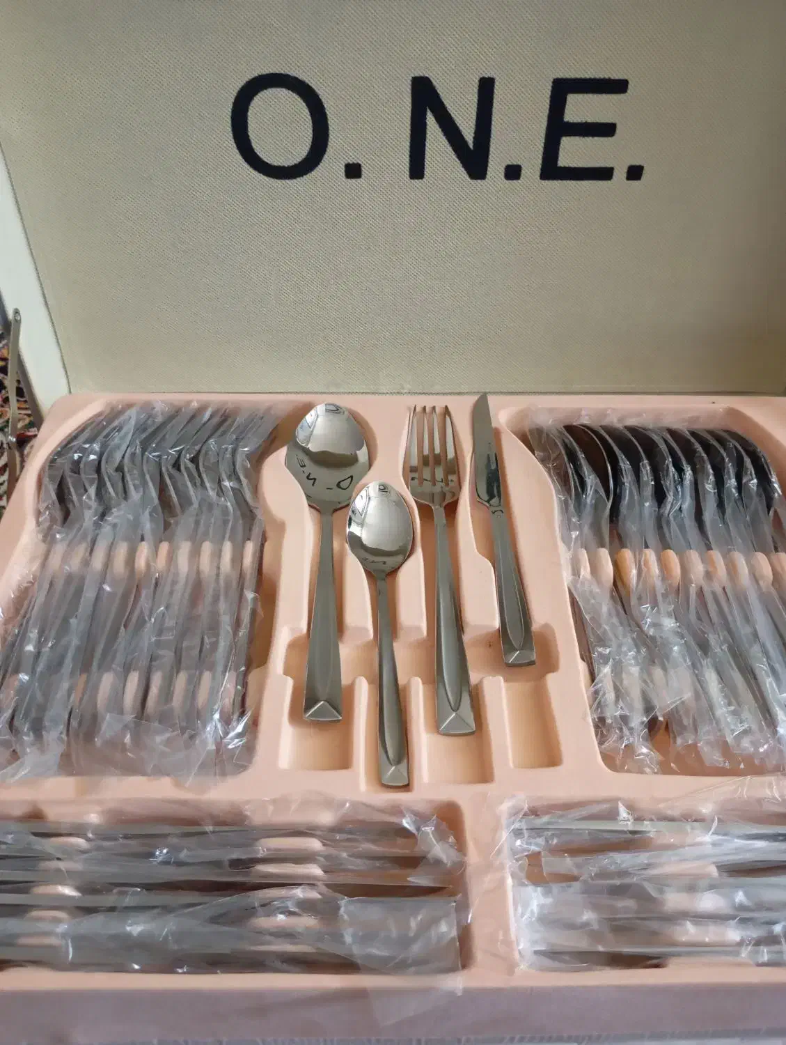 سرویس قاشق چنگال 24نفره|ظروف سرو و پذیرایی|اندیمشک, |دیوار