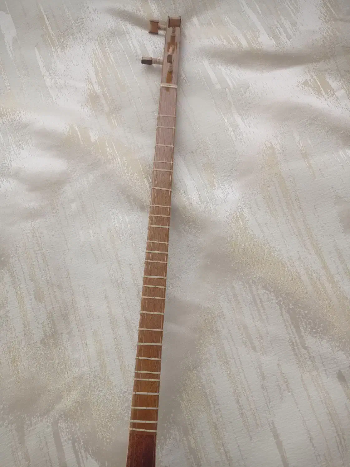 ستار|سازهای سنتی|صدرا-فارس, فاز ۱|دیوار