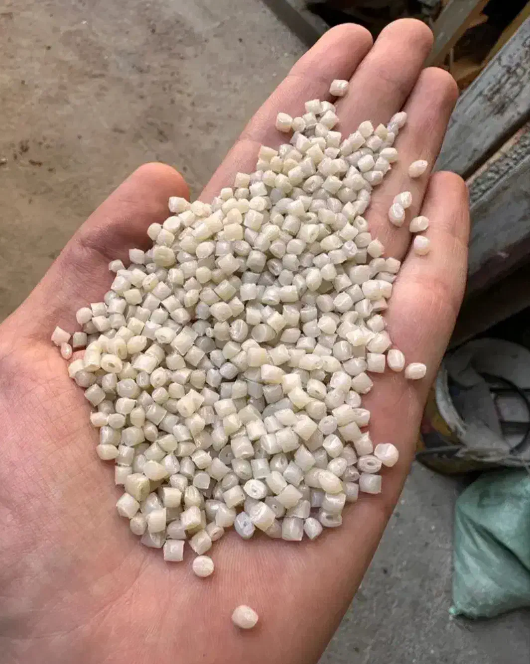 خریدار مواد گرانول بادی درجه یک برای دبه بقیمت خوب|عمدهفروشی|کهریزک, |دیوار