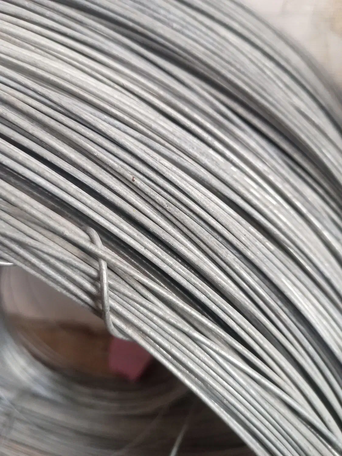 سیم فروشی هست|مصالح و تجهیزات ساختمان|بم, |دیوار