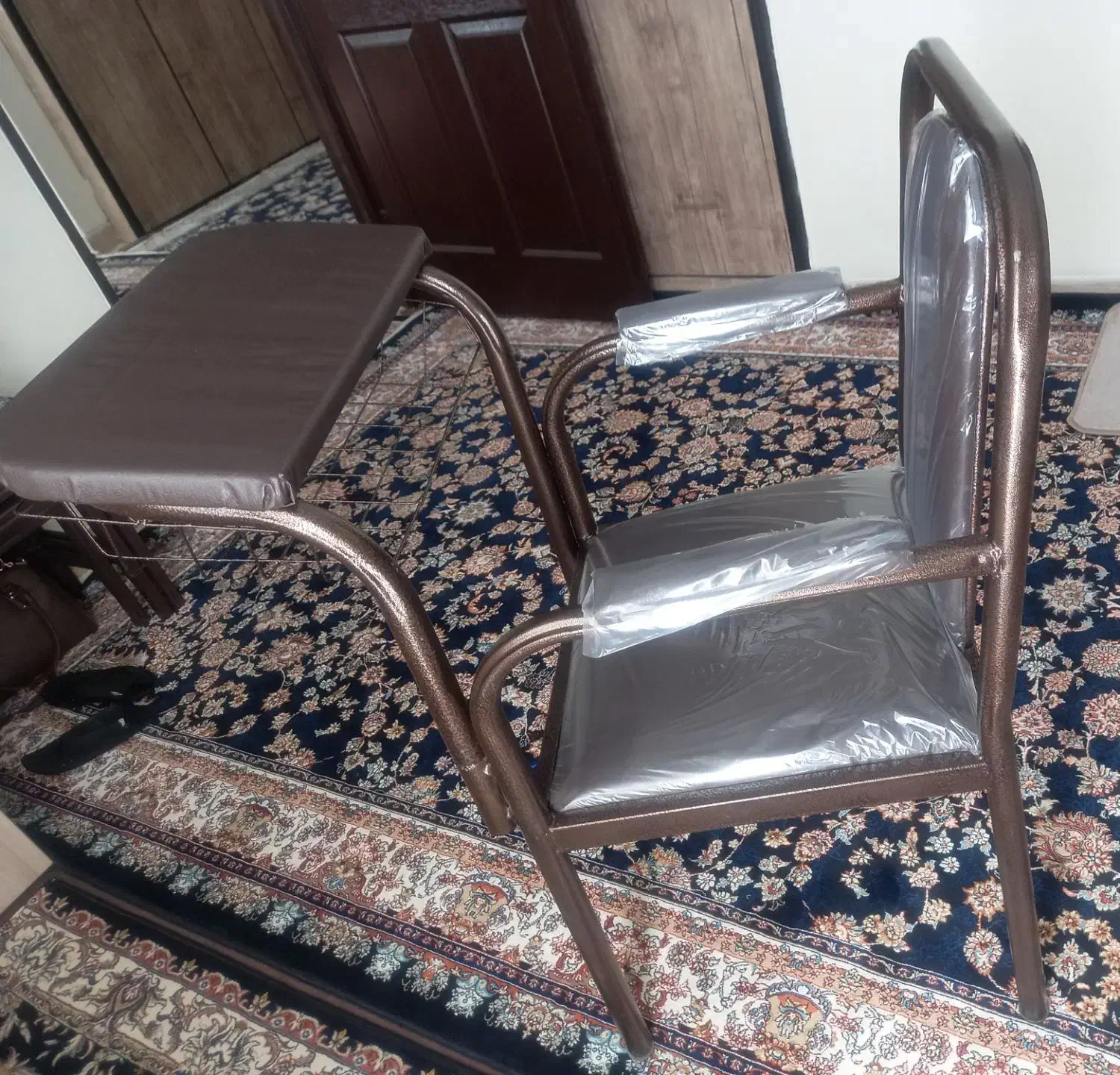 صندلی نماز|صندلی و نیمکت|همدان, |دیوار