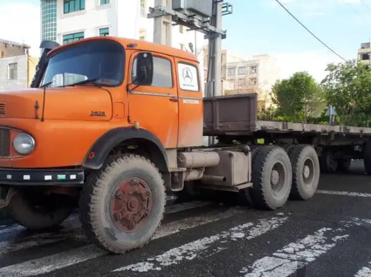 راننده پایه یک  تریلی قزوین|استخدام حمل و نقل|قزوین, |دیوار