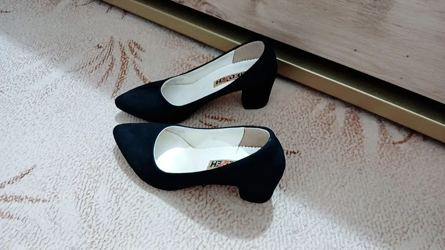 کفش و شومیز و لباسهای کودک|حراج|گرگان, |دیوار