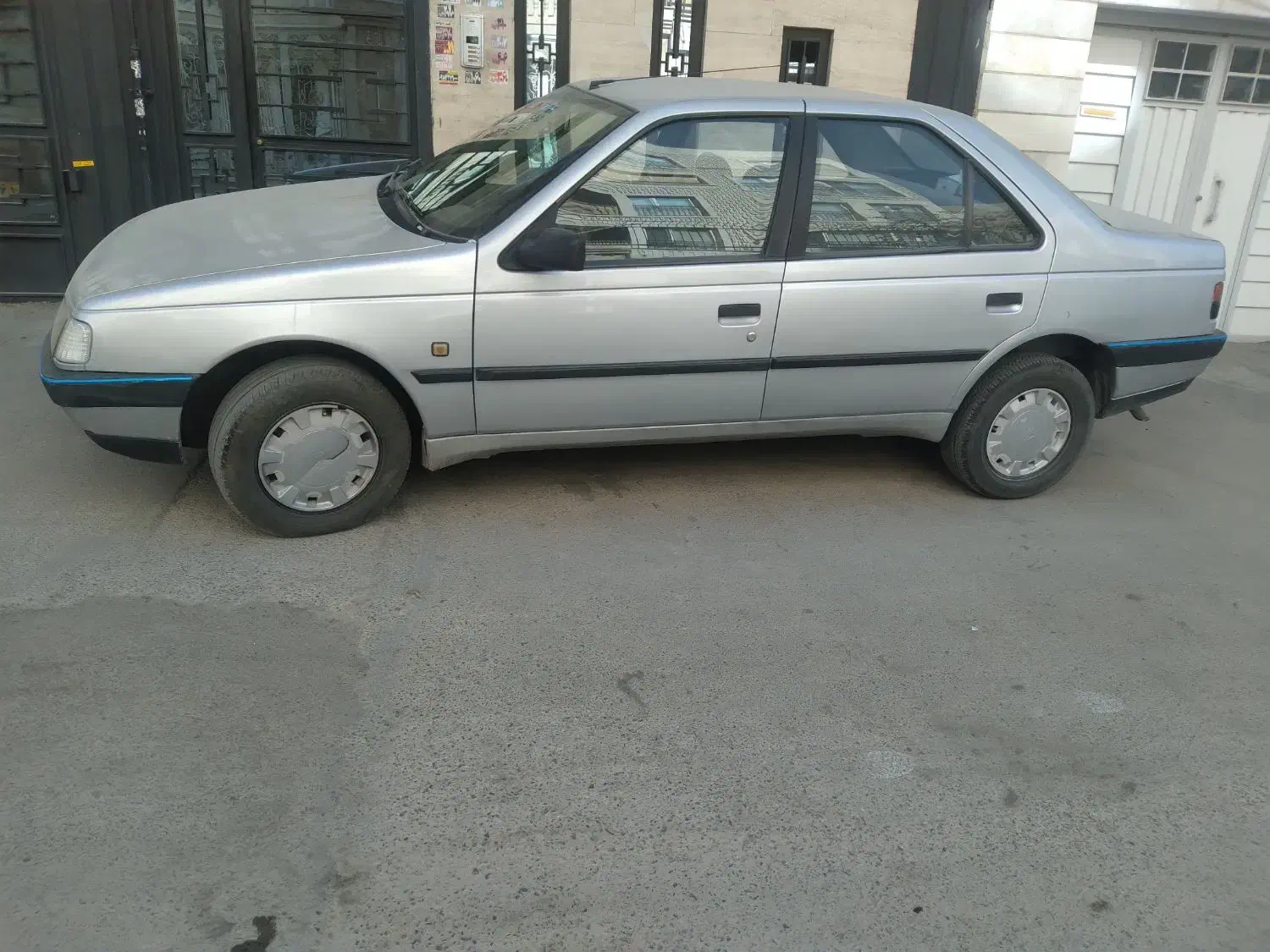 پژو۴۰۵ مدل۸۸|خودرو سواری و وانت|همدان, |دیوار