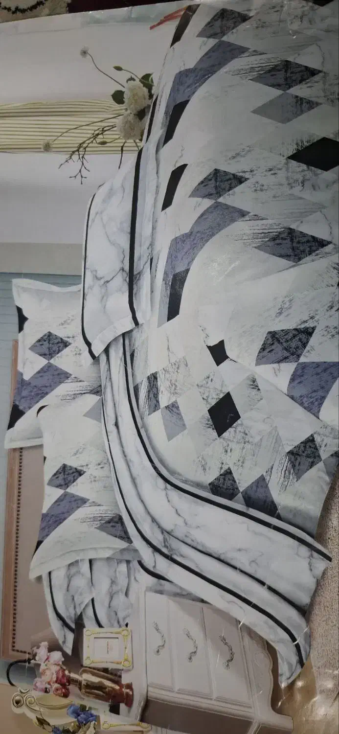 ترک|رختخواب، بالش، پتو|شاهین‌شهر, فردوسی|دیوار