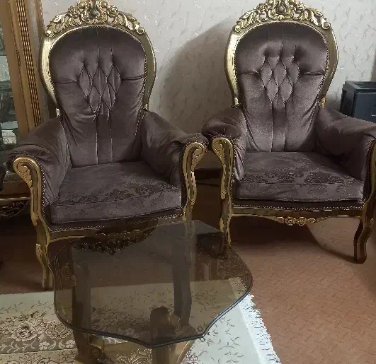 مبل ۹ نفره سلطنتی|مبلمان خانگی و میز عسلی|اصفهان, شهرستان|دیوار